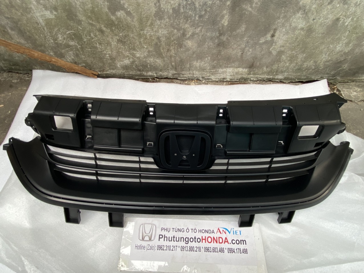 Đế đỡ mặt ca lăng xe Honda CITY Bản G và bản L